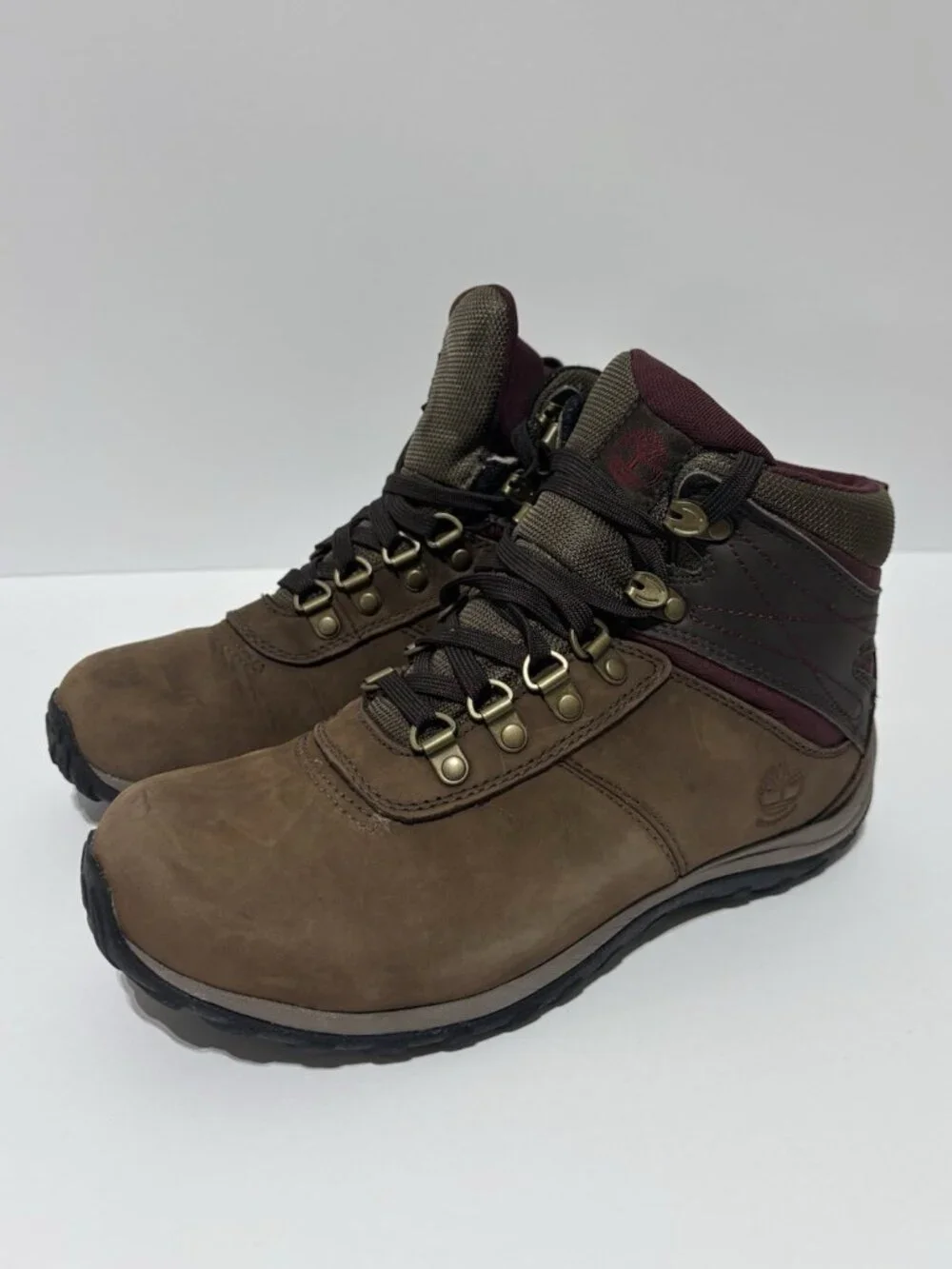 Timberland Women’s Norwood Mid Waterproof Hiking Boots, Size 8 Wide